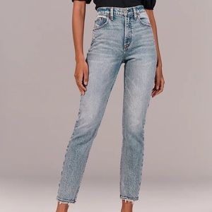 Abercrombie & Fitch High Rise Mom Jean sz 29